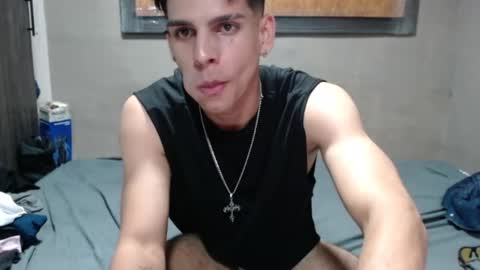 Snapshot of conradgrayson78 chatting on March 2026 01:23:02 AM conradgrayson78 leonandresough online show from March 2026 01:23:02 AM