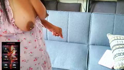 Snapshot of controllercutie chatting on July 2026 05:40:01 PM controllercutie online show from July 2026 05:40:01 PM