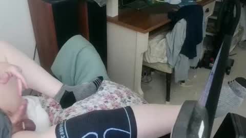 Snapshot of coolbreezee007 chatting on October 2025 12:17:02 PM Chuck online show from October 2025 12:17:02 PM