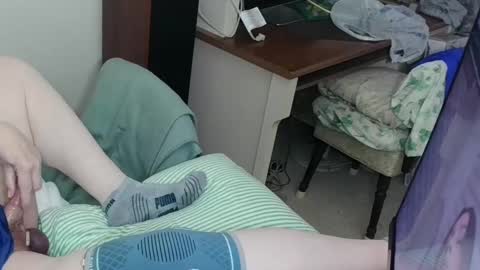 Snapshot of coolbreezee007 chatting on November 2025 10:09:01 AM Chuck online show from November 2025 10:09:01 AM