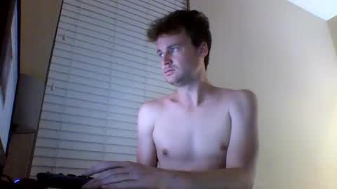 cooldude122222 online show from January 2025 01:43:02 AM