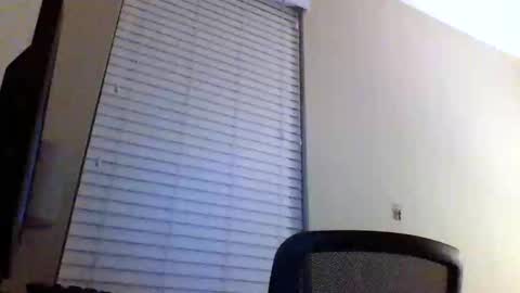 cooldude122222 online show from March 2025 06:37:02 AM