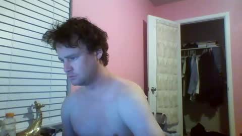 cooldude122222 online show from November 2025 03:28:02 AM