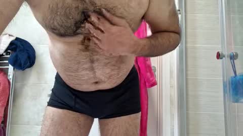 Snapshot of coolube1 chatting on October 2025 10:14:02 AM coolube1 online show from October 2025 10:14:02 AM