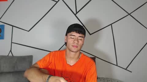 Snapshot of cooper_shiro chatting on December 2025 03:16:02 PM shiro online show from December 2025 03:16:02 PM