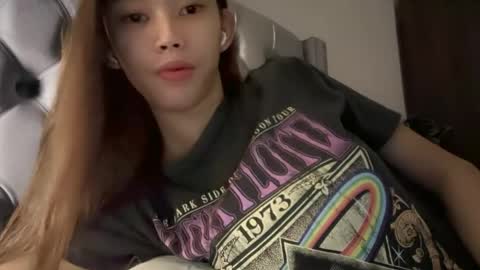 Snapshot of cora_here chatting on February 2026 07:02:01 AM Cora online show from February 2026 07:02:01 AM