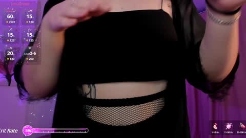 Snapshot of coralinekeyns chatting on December 2024 06:01:01 AM little girl who is always right or Coraline online show from December 2024 06:01:01 AM