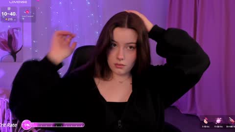 Snapshot of coralinekeyns chatting on December 2024 05:28:02 AM little girl who is always right or Coraline online show from December 2024 05:28:02 AM