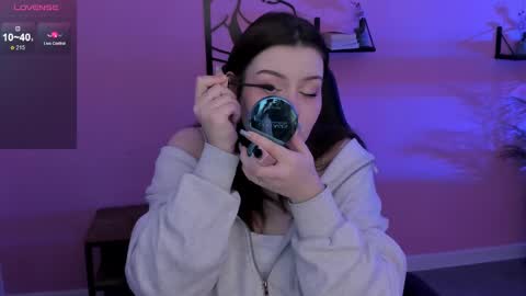 Snapshot of coralinekeyns chatting on February 2025 05:04:01 AM little girl who is always right or Coraline online show from February 2025 05:04:01 AM