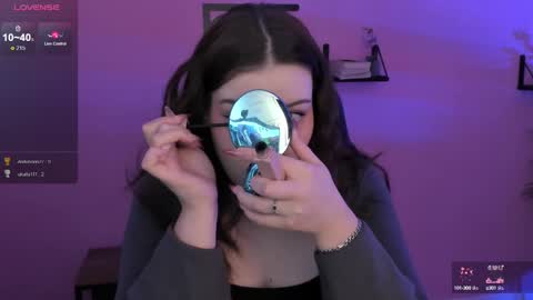 Snapshot of coralinekeyns chatting on February 2025 05:38:01 AM little girl who is always right or Coraline online show from February 2025 05:38:01 AM