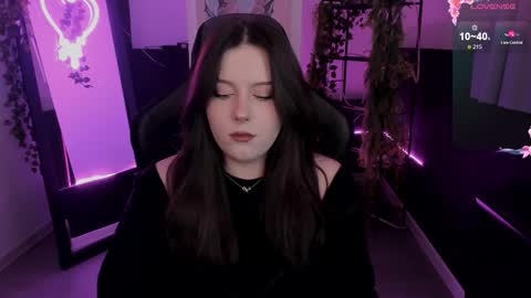 Snapshot of coralinekeyns chatting on September 2025 05:33:02 AM little girl who is always right or Coraline online show from September 2025 05:33:02 AM