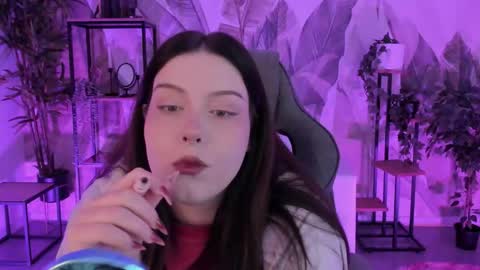 Snapshot of coralinekeyns chatting on October 2025 05:15:02 AM little girl who is always right or Coraline online show from October 2025 05:15:02 AM