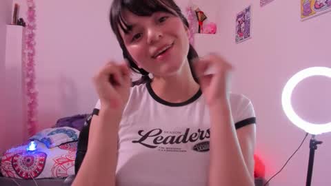 Snapshot of coralinexxx07 chatting on November 2025 03:12:02 PM Coraline uwu Bienvenidos al dulce mundo de Coraline Hola amores soy Coraline Una chica tierna juguetona online show from November 2025 03:12:02 PM
