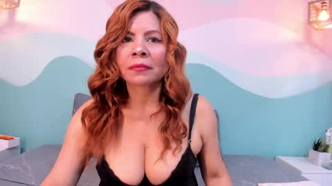 corina_taylor12 online show from April 2026 12:42:01 PM