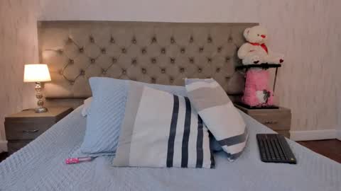 Snapshot of corinabrown_ chatting on February 2025 05:54:01 PM corinabrown_ online show from February 2025 05:54:01 PM