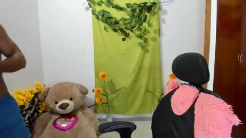 Ethan  online show from December 2024 04:22:01 PM