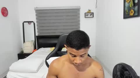 Ethan  online show from January 2026 05:10:02 AM