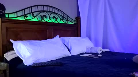 cosdaddy online show from November 2025 01:59:02 AM