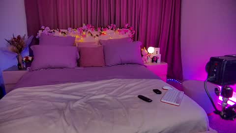 Sia online show from February 2025 05:53:02 AM