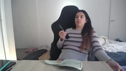 Snapshot of costantine_helena24 chatting on November 2025 11:54:02 AM costantine helena24 online show from November 2025 11:54:02 AM