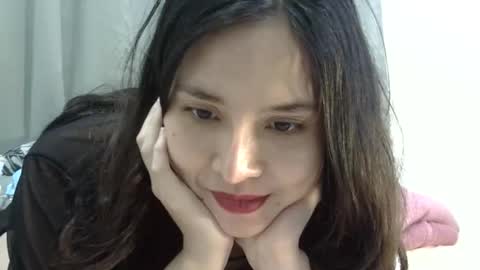 Liz Gwyneth Charlota online show from April 2026 11:34:01 AM