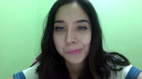 Liz Gwyneth Charlota online show from May 2026 07:14:01 AM