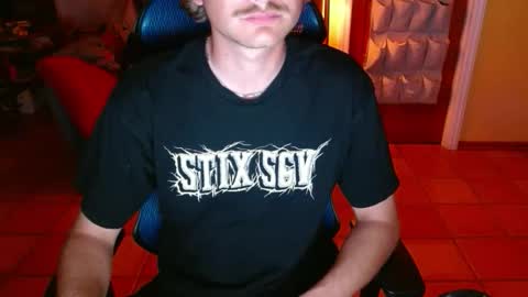 Snapshot of couldbesleeping chatting on December 2025 02:28:01 AM couldbe online show from December 2025 02:28:01 AM