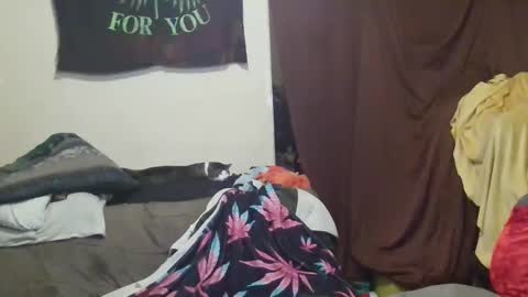 Snapshot of countryfuckers chatting on December 2024 10:17:02 AM Alaskawildcouple online show from December 2024 10:17:02 AM