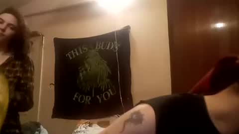 Snapshot of countryfuckers chatting on February 2025 08:10:01 PM Alaskawildcouple online show from February 2025 08:10:01 PM