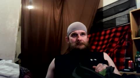 Snapshot of countryfuckers chatting on February 2025 09:45:02 AM Alaskawildcouple online show from February 2025 09:45:02 AM