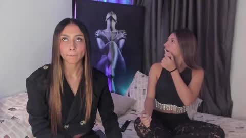 couple_funnyy online show from February 2026 12:06:02 AM