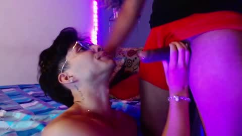 Snapshot of couple_hotfd chatting on September 2025 06:39:02 AM Couple hotFD online show from September 2025 06:39:02 AM