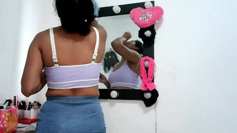 coupleeswetthott online show from May 2026 02:13:02 PM