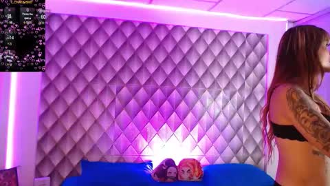 Snapshot of couplelatin17xxx chatting on November 2025 05:54:01 AM Couplelatin online show from November 2025 05:54:01 AM