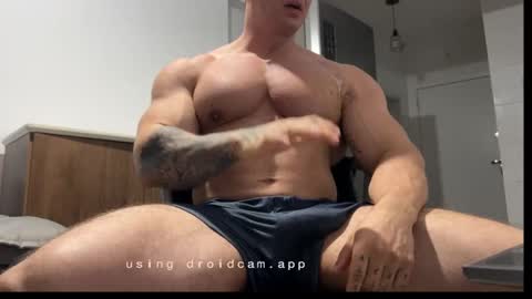 couplemuscle40 online show from November 2025 11:18:01 PM