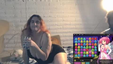 Snapshot of coupleofsluts420 chatting on March 2025 06:59:02 AM coupleofsluts420 online show from March 2025 06:59:02 AM
