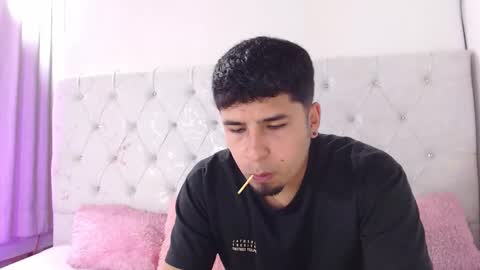 Juli and Liam online show from March 2026 05:13:01 AM