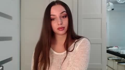 Courtney online show from October 2025 02:27:02 PM