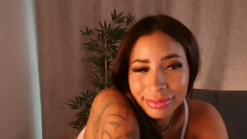 Courtney Hill online show from May 2026 05:10:02 PM