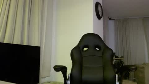 Snapshot of cowboy_co chatting on October 2025 11:17:01 PM cowboy_co online show from October 2025 11:17:01 PM