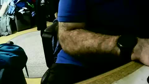 Snapshot of coyote017 chatting on January 2025 01:38:01 PM coyote017 online show from January 2025 01:38:01 PM