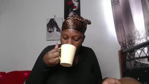 Snapshot of cozy_dion chatting on September 2025 10:39:01 AM Erykah online show from September 2025 10:39:01 AM