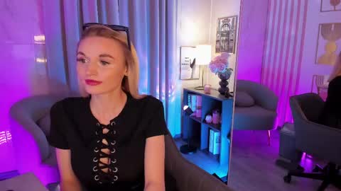 Sue online show from May 2026 01:41:01 PM