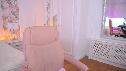 cozymell online show from March 2026 02:10:02 PM