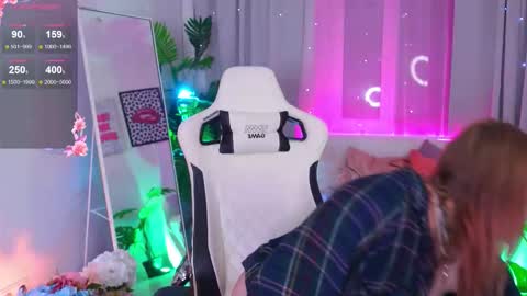 Sonya online show from October 2025 10:52:01 PM