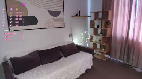 Snapshot of crazy_selfi chatting on March 2026 08:09:02 AM Emma online show from March 2026 08:09:02 AM