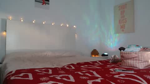 crazy sweetie online show from April 2026 09:06:01 AM