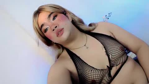 Hot Ayisha online show from February 2025 08:55:02 PM