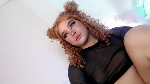 Hot Ayisha online show from February 2025 12:55:02 PM