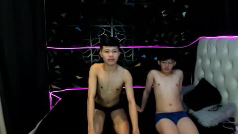 Snapshot of crazyasiantwink chatting on February 2026 06:26:01 PM James online show from February 2026 06:26:01 PM